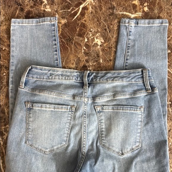 Nine West Light Blue Women's Crop Jeans - Picture 7 of 8